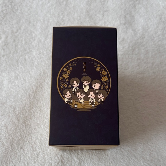 BTS Tiny Tan Dalmajung V Figure | KPOP | Taehyung | Figurine | ARMY - Picture 2 of 6